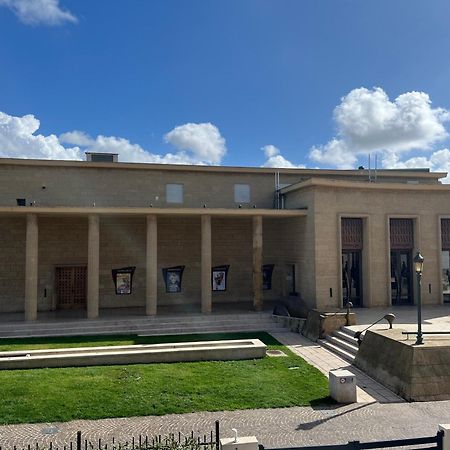 Résidence Le Jardin d'Eugénie Sanary-sur-Mer Extérieur photo