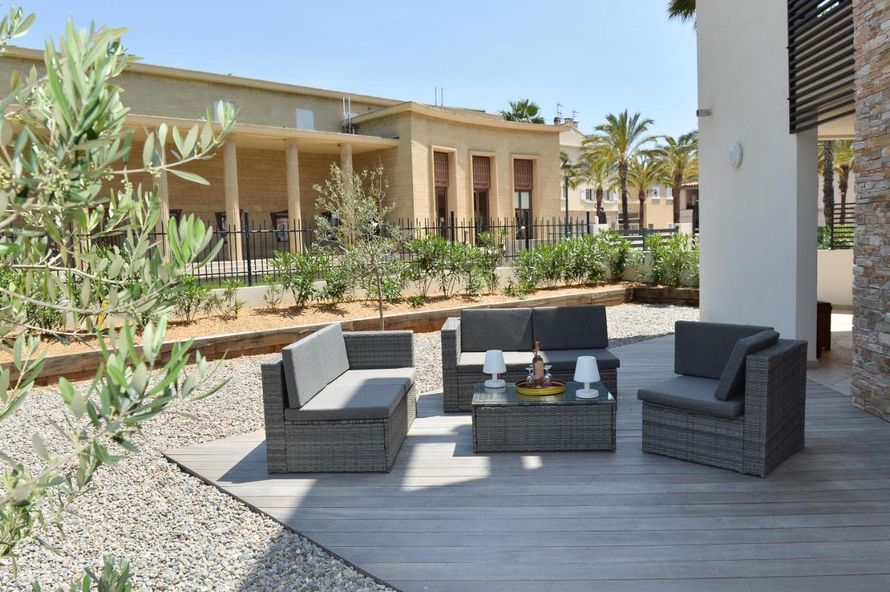 Résidence Le Jardin d'Eugénie Sanary-sur-Mer Extérieur photo