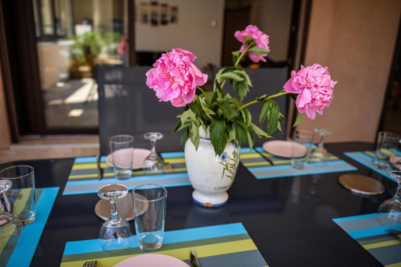 Résidence Le Jardin d'Eugénie Sanary-sur-Mer Extérieur photo